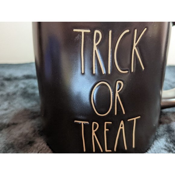 Rae Dunn Halloween Spooky Black & Orange "Trick or Treat" Mug - Picture 3 of 5